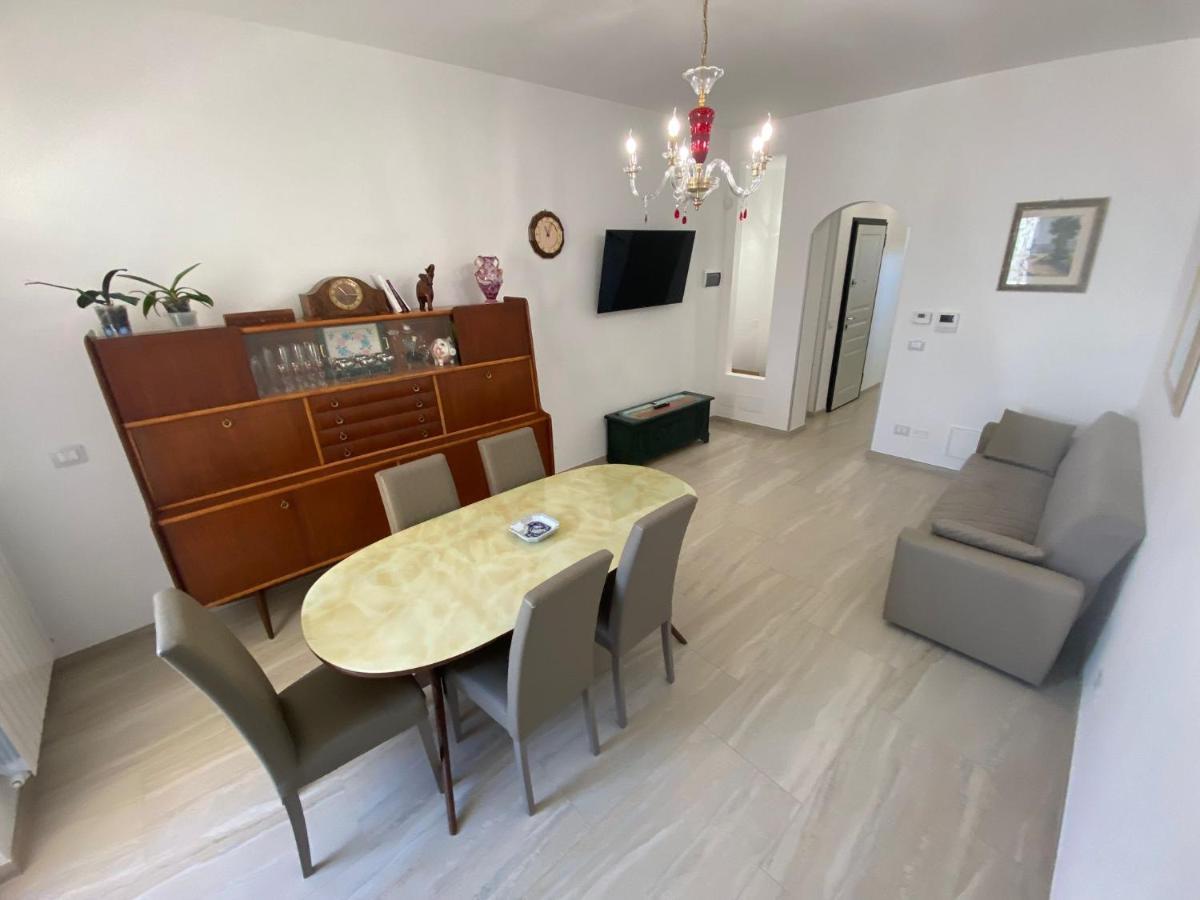 Romantica Brindisi Buitenkant foto